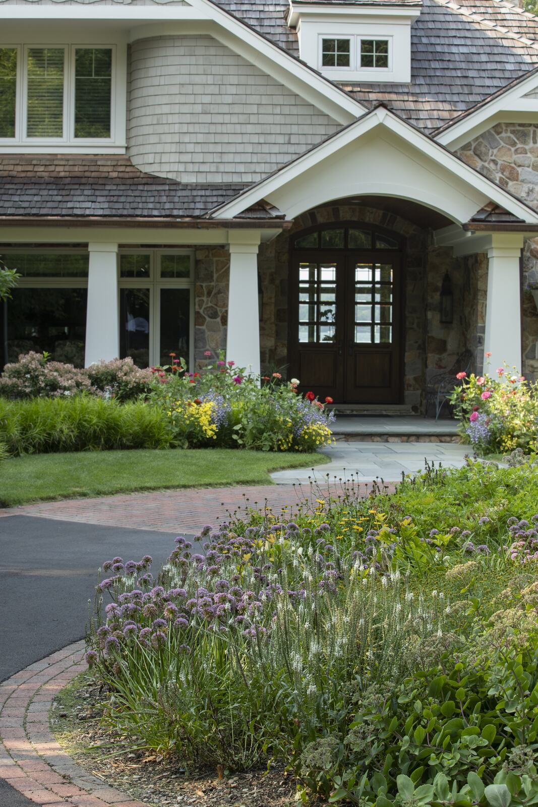 Landscape maintenance gallery — Bertog Landscape