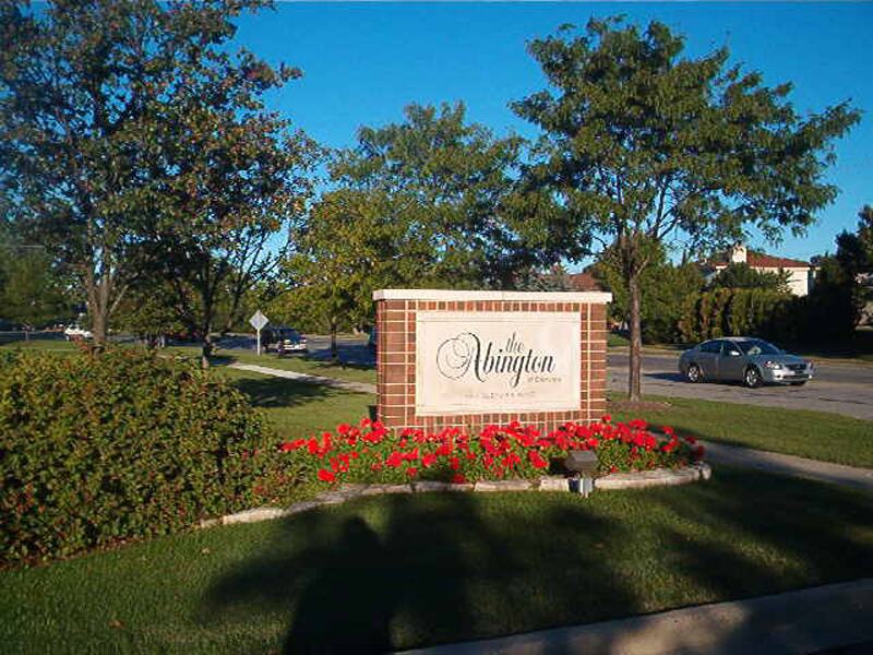 HOA landscape maintenance — Bertog Landscape, Chicago's North Shore
