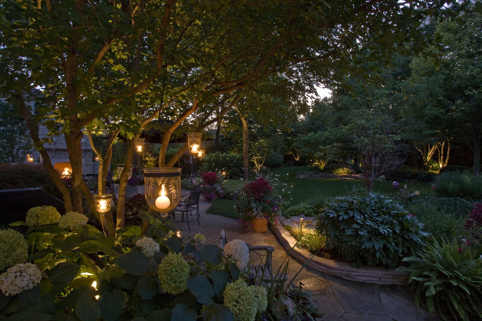 Outdoor lighting and audio installation — Bertog Landscape, Chicago's North Shore