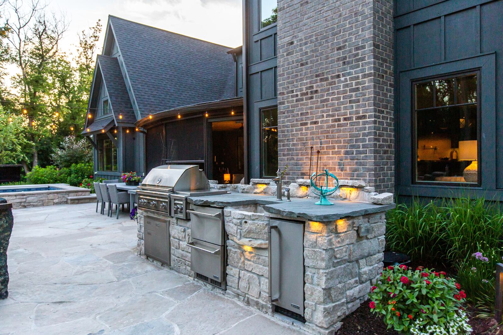 Outdoor kitchen design and installation — Bertog Landscape, Chicago's North Shore