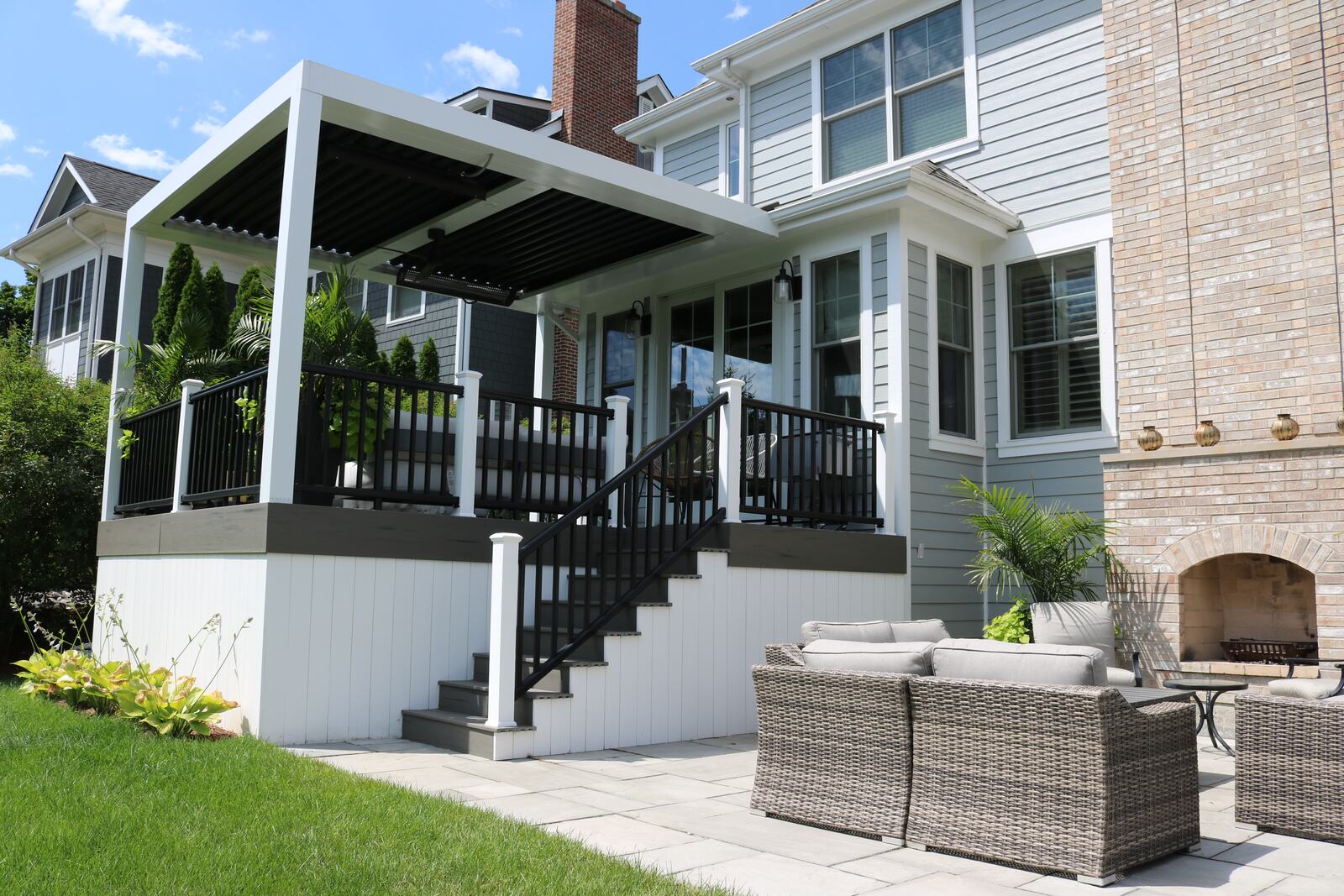 Custom deck construction — Bertog Landscape, Chicago's North Shore