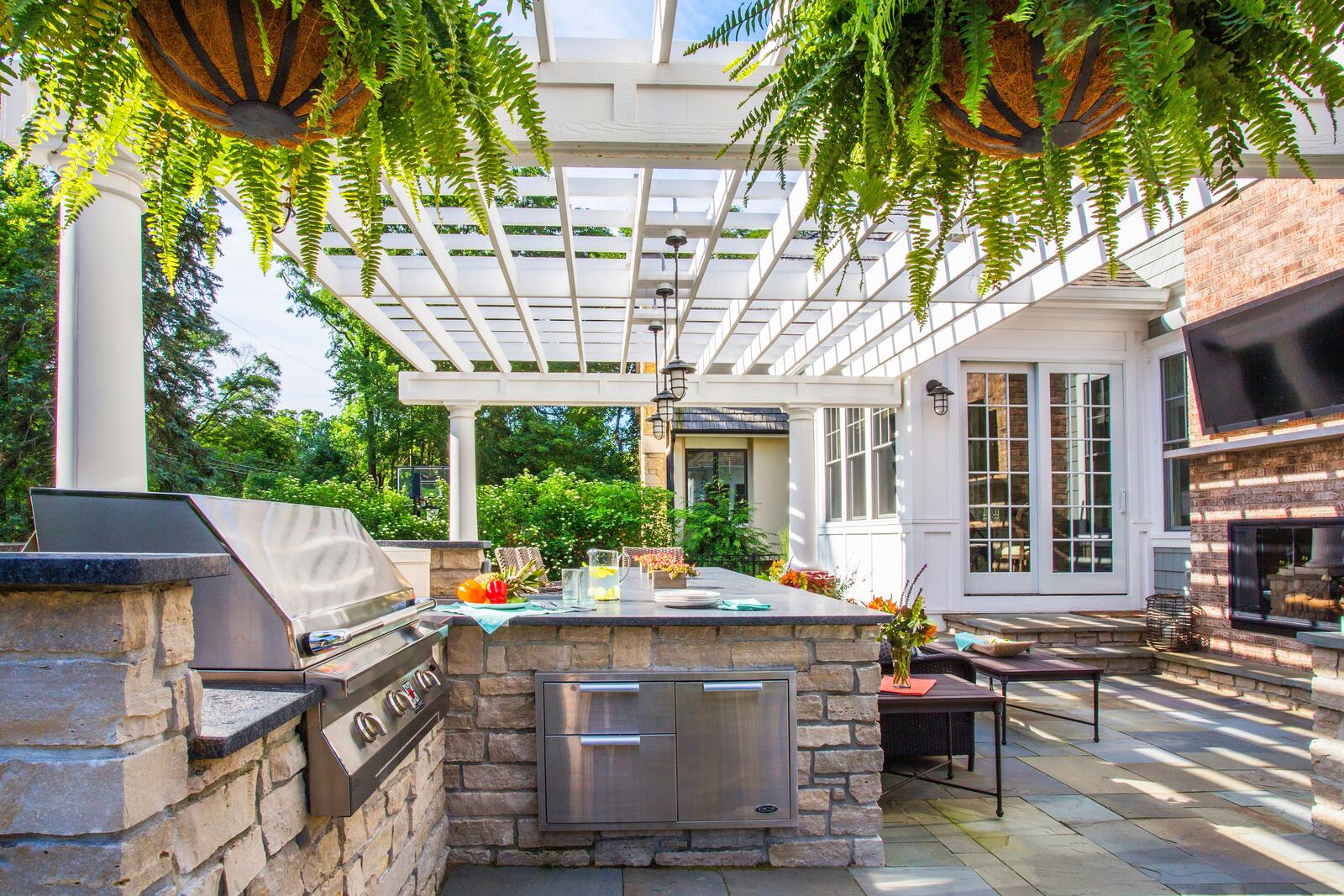 Pergola and ramada installation — Bertog Landscape, Chicago's North Shore